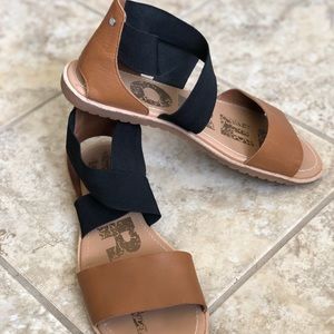 Sorel Ella Sandal - 9.5 - brown with black